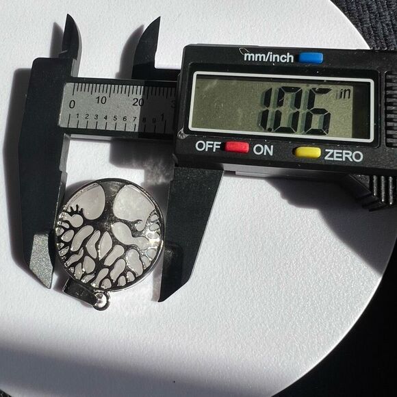 Quartz Crystal Tree of Life Pendant Necklace - Picture 6 of 8